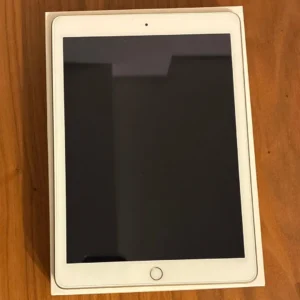 Ipad thế hệ thứ 5 128gb