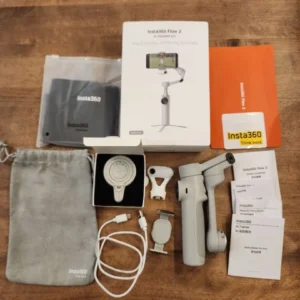 Thân chính của bộ công cụ theo dõi ai insta360 flow 2