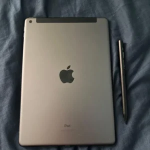 Apple ipad thế hệ thứ 9