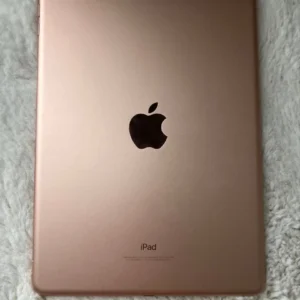 Apple ipad thế hệ thứ 6 32gb thân vàng