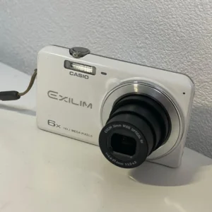 Đã xác nhận hoạt động của máy ảnh kỹ thuật số casio exilim màu trắng