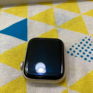Tình trạng tốt apple watch se2 dung lượng tối đa 100% kèm bộ sạc băng tần - Ảnh 4