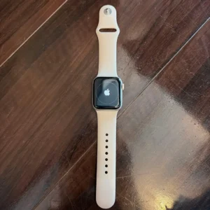 Dây đeo thể thao apple watch se thế hệ thứ 2