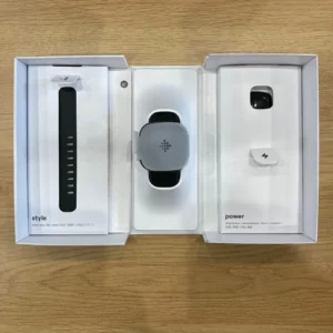 Bộ phận chính của đồng hồ thông minh màu đen fitbit versa 4 chỉ được cấp điện chưa sử dụng - Ảnh 7