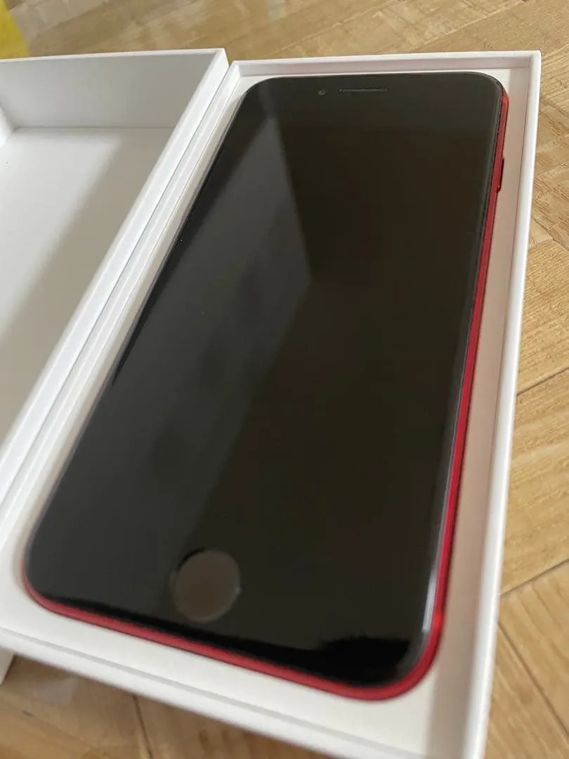 Apple iphone se 2 thân màu đỏ 64g sim miễn phí - Ảnh 2