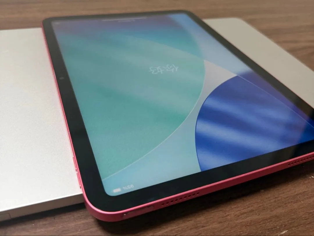Apple ipad thế hệ thứ 10 mẫu wi-fi 64gb màu hồng tình trạng tốt