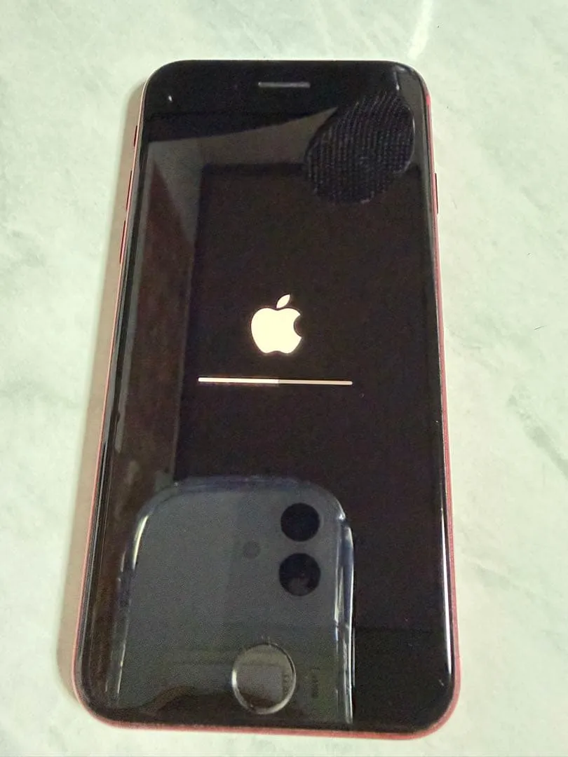 Tình trạng tốt iphone se2 64gb miễn phí sim - Ảnh 5