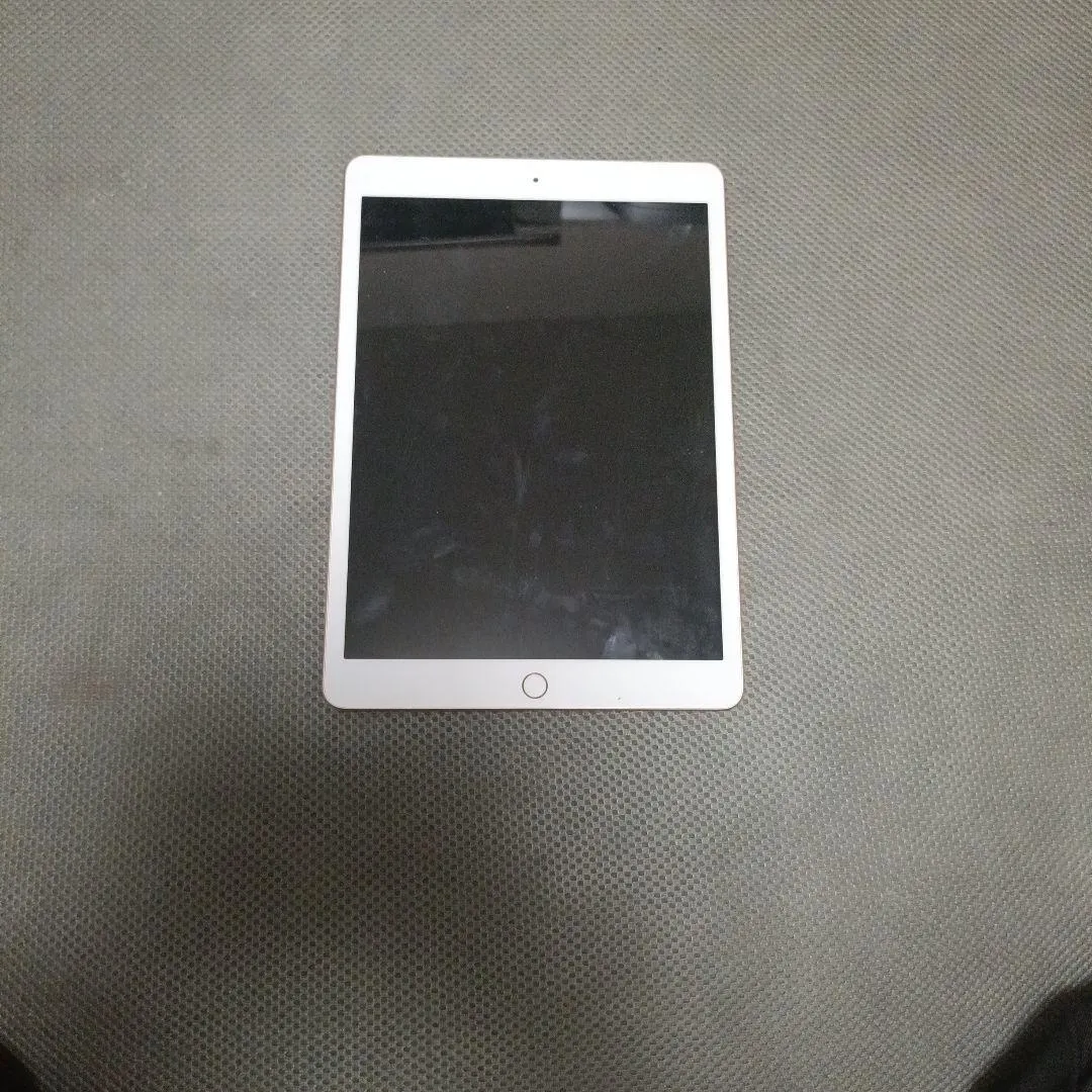Thân máy apple ipad thế hệ thứ 8 màu hồng - Ảnh 2