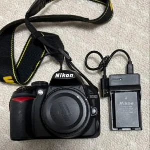 Ai đến trước được phục vụ trước! ! ! máy chính nikon d3100 hoạt động bình thường