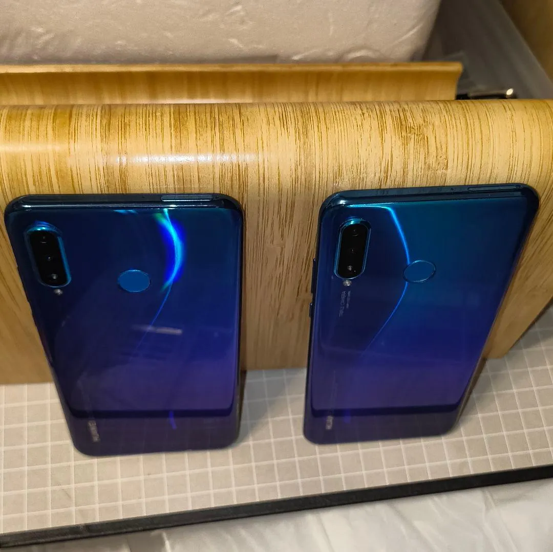 Huawei p30 lite mobile phiên bản miễn phí sim 2 bộ