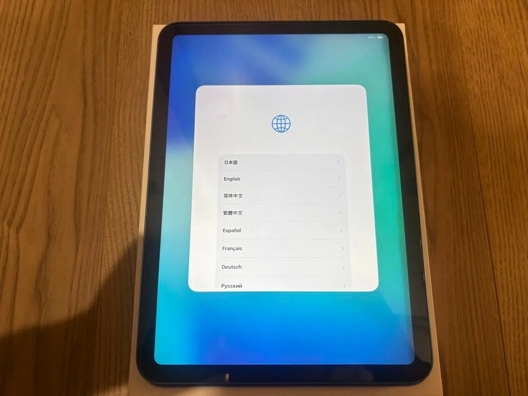 Thân máy apple ipad thế hệ thứ 10 bị đổi màu. - Ảnh 2