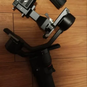 Gimbal máy ảnh dji (bộ ổn định) "rs3 mini" trong tình trạng tốt