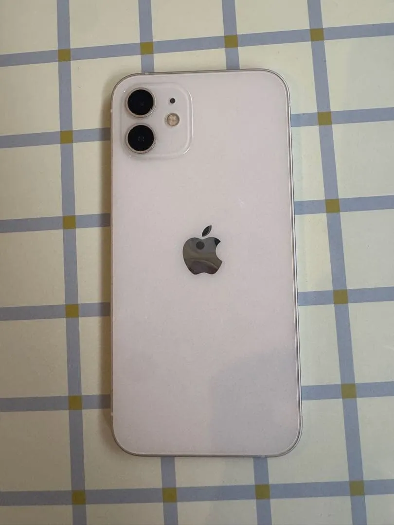 Thân iphone12 màu trắng (có dịch)