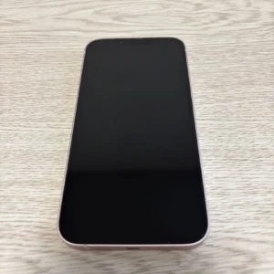 Màn hình iphone13 màu hồng, thân chính không một vết xước