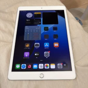 Thân máy chính apple ipad màu bạc mẫu wi-fi thế hệ thứ 7 32g