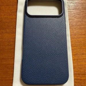 Ốp lưng iphone 17 pro max concept vàng - Ảnh 8
