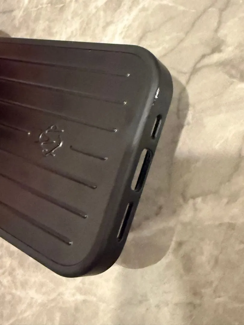 Ốp lưng rimowa iphone16pro màu đen - Ảnh 2