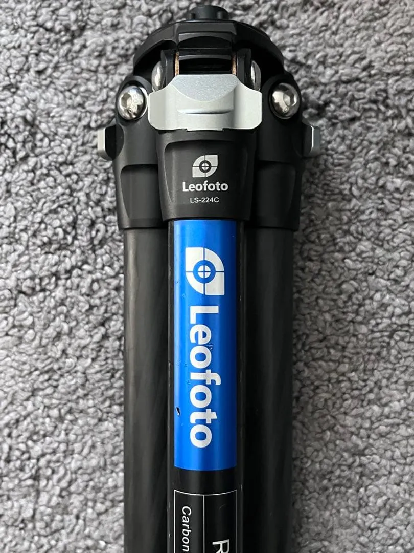 Chân máy carbon leofoto ls-224c không có đầu và hộp đi kèm - Ảnh 2