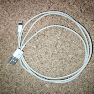 Apple iphone 12 thân màu trắng - Ảnh 7