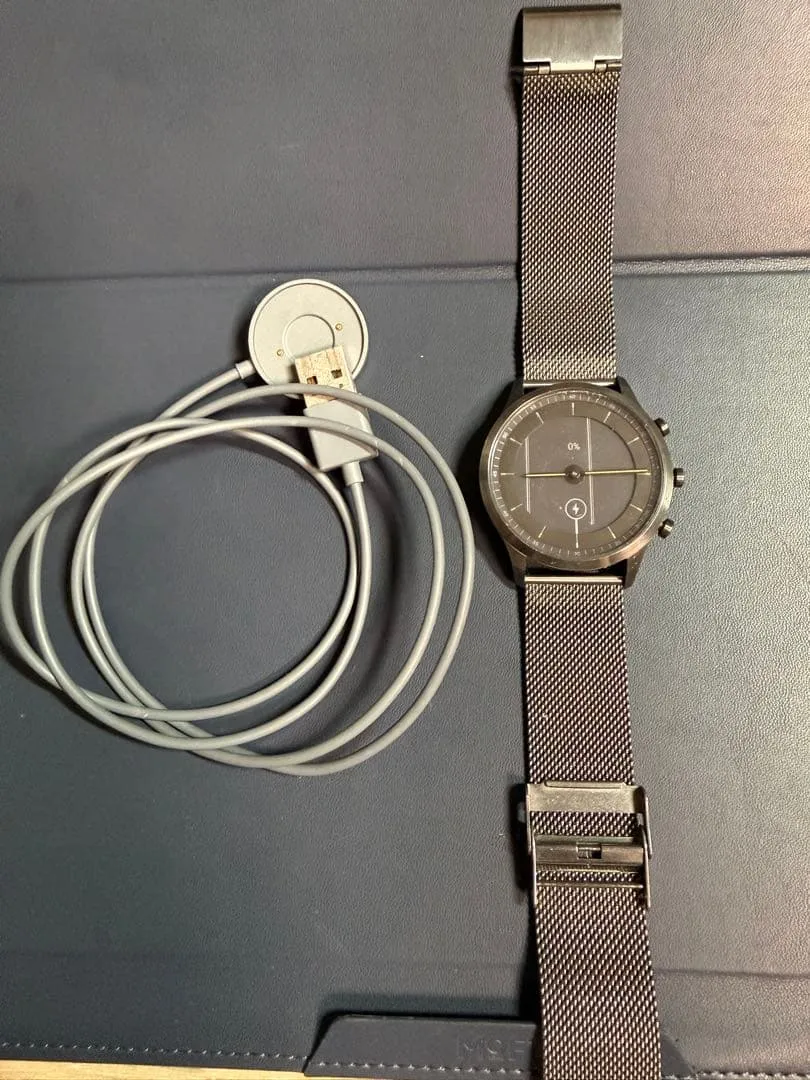 Đồng hồ thông minh skagen kèm cáp sạc