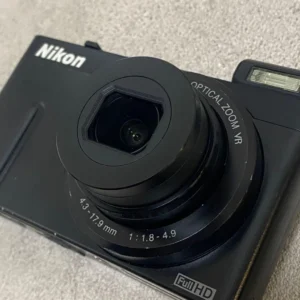 Nikon coolpix p300 màu đen