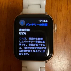 Apple watch se gps mẫu dây đeo gốm vàng 40mm - Ảnh 2