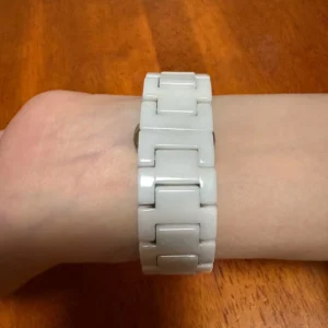 Apple watch se gps mẫu dây đeo gốm vàng 40mm - Ảnh 3