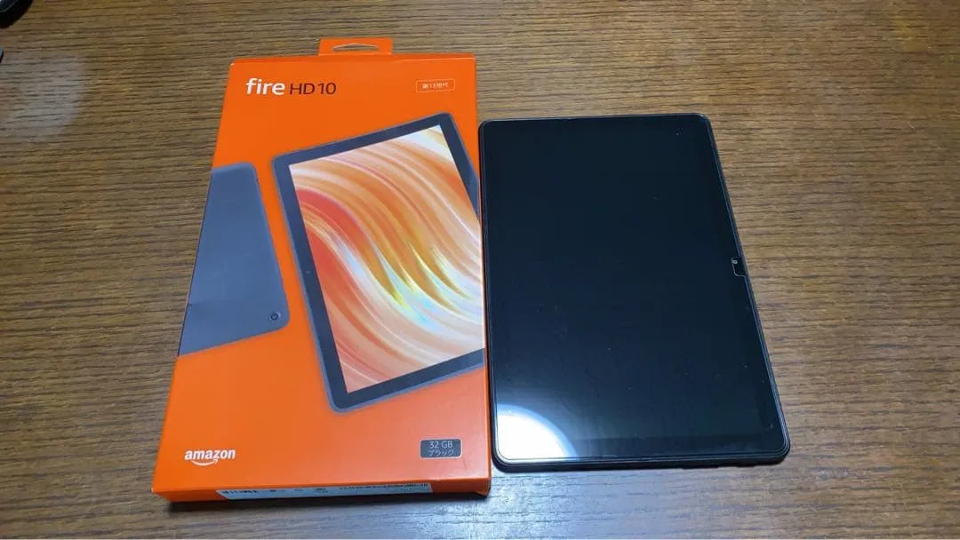 Vỏ bàn phím màu đen amazon fire hd10 32gb có bộ sạc