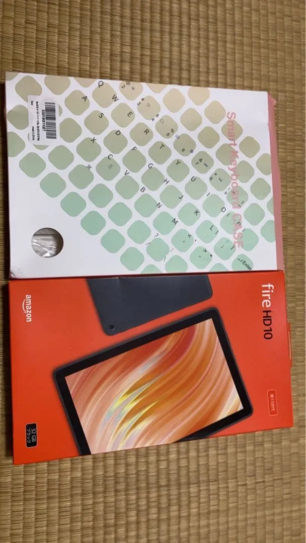 Vỏ bàn phím màu đen amazon fire hd10 32gb có bộ sạc - Ảnh 2