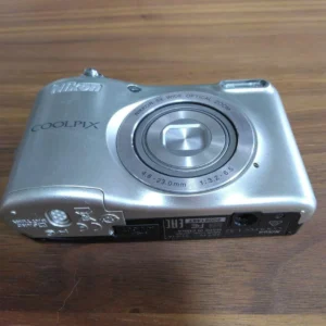 Bao gồm vận chuyển máy ảnh kỹ thuật số nhỏ gọn nikon coolpix l32 tình trạng tốt - Ảnh 2