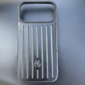 Ốp lưng iphone rimowa