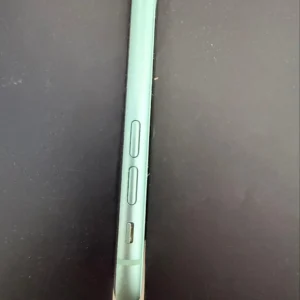 Apple iphone 11 thân màu xanh lá cây - Ảnh 3