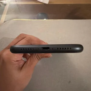 Apple iphone 11 thân đen 128gb - Ảnh 5