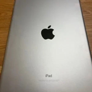 Ipad thế hệ thứ 6 32gb cellular space gray đã được xác nhận - Ảnh 4